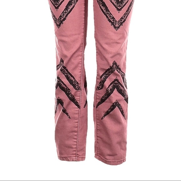Free People Arrow Boho Print Dusty Rose Ankle Skinny Jeans Size 24 - Picture 7 of 10